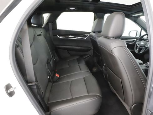 Used 2022 Cadillac XT5 Premium Luxury w/ Technology Package image 27