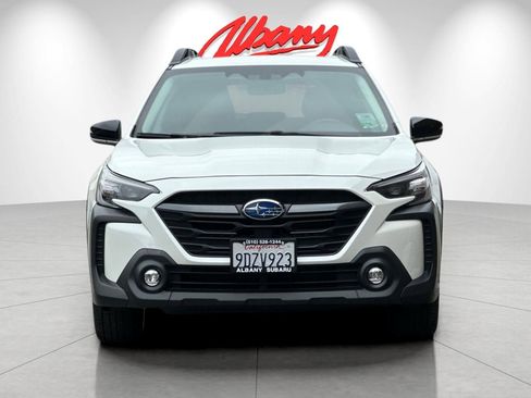 Used 2023 Subaru Outback Premium AWD/4WD image 10