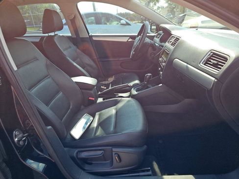 Used 2014 Volkswagen Jetta SE FWD image 9
