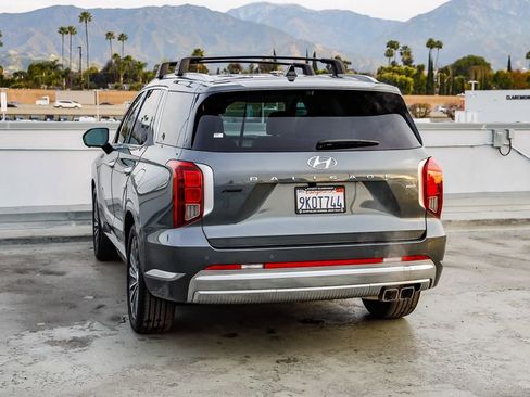 Used 2024 Hyundai Palisade Calligraphy image 6