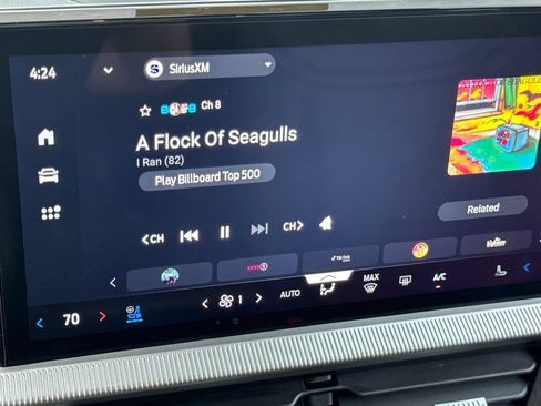 Used 2025 Ford Explorer Platinum w/ LUX Leather Package image 23