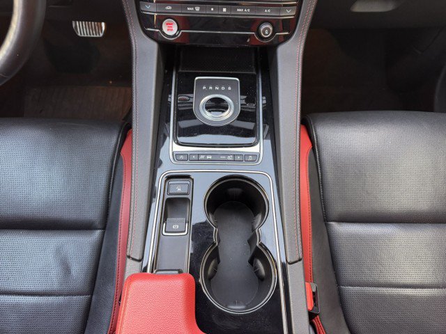 Used 2017 Jaguar F-PACE S AWD/4WD image 37