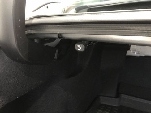 Used 2024 Toyota Camry XLE image 20