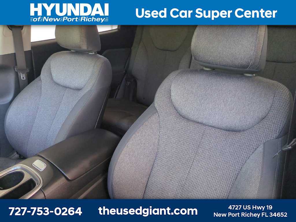 Certified 2023 Hyundai Santa Fe SEL FWD image 7