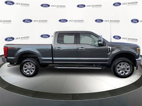 Certified 2019 Ford F250 Lariat w/ Chrome Package image 6