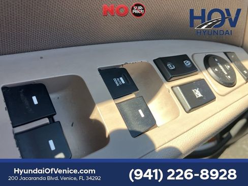 Used 2020 Hyundai Elantra SEL FWD image 16