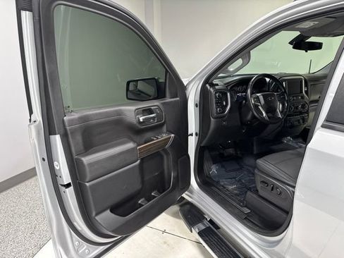 Used 2019 Chevrolet Silverado 1500 LT w/ All-Star Edition AWD/4WD image 9