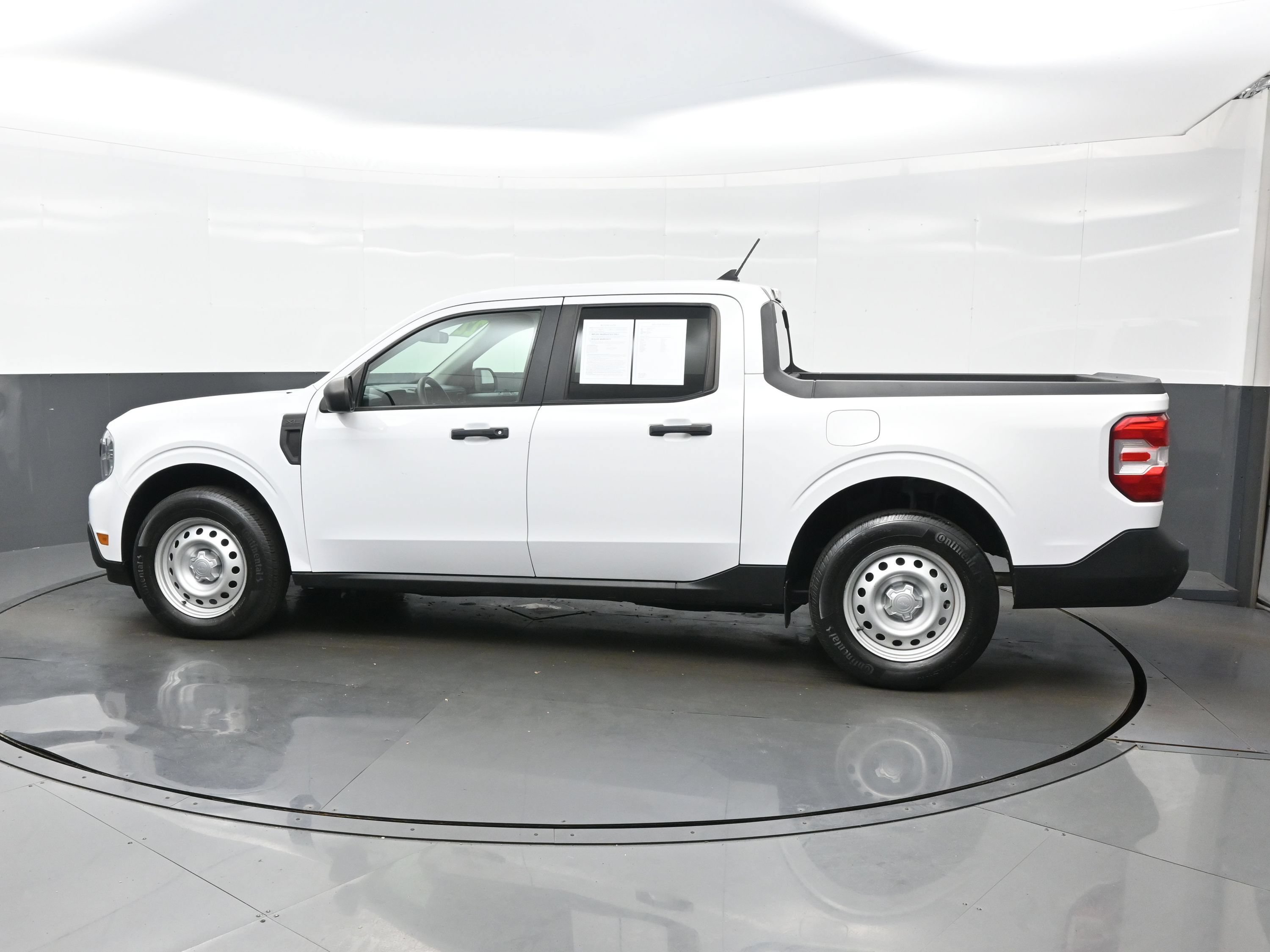 Used 2022 Ford Maverick XL w/ Equipment Group 100A Standard AWD/4WD image 3