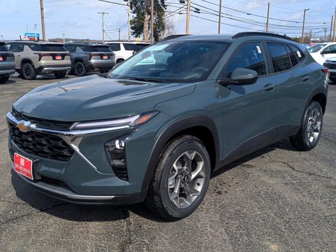 New 2026 Chevrolet Trax LT w/ LT Convenience Package image 1
