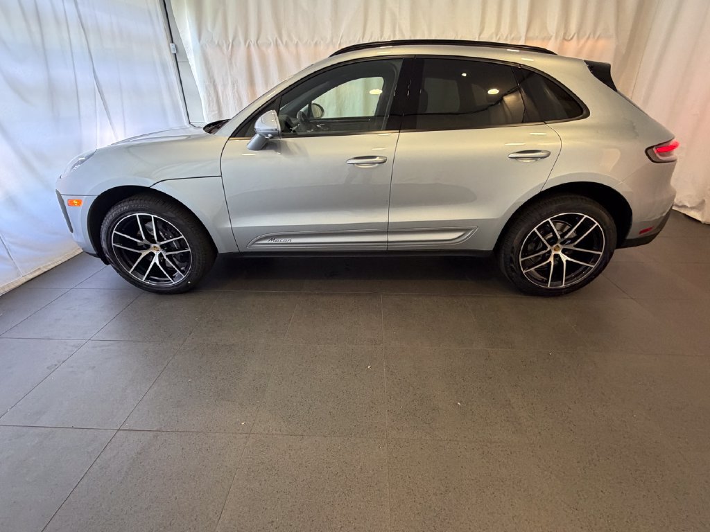 New 2026 Porsche Macan AWD/4WD image 2