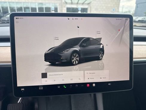 Used 2023 Tesla Model Y Long Range image 9