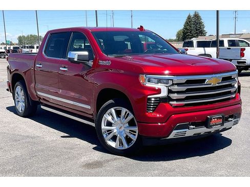 Used 2024 Chevrolet Silverado 1500 High Country AWD/4WD image 2