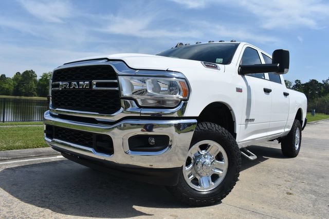 Used 2022 RAM 2500 Tradesman w/ Chrome Appearance Group AWD/4WD image 5