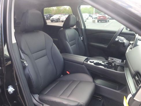 New 2026 Nissan Rogue Dark Armor AWD/4WD image 21