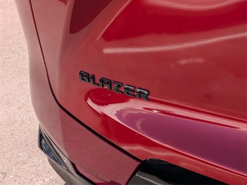 Used 2021 Chevrolet Blazer RS w/ Enhanced Convenience Package image 11