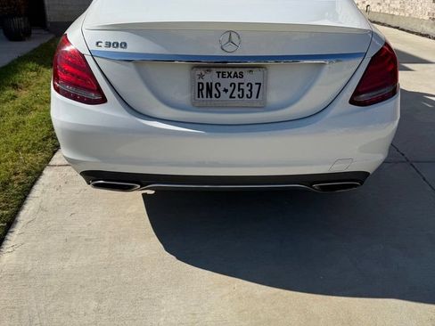 Used 2015 Mercedes-Benz C 300 Sedan image 4