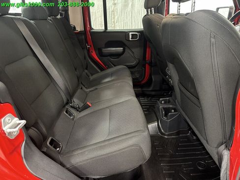 Used 2021 Jeep Gladiator Sport AWD/4WD image 10