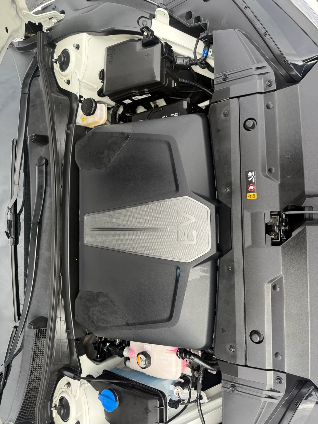 Used 2023 Kia EV6 Wind w/ Wind Technology Package AWD/4WD image 32
