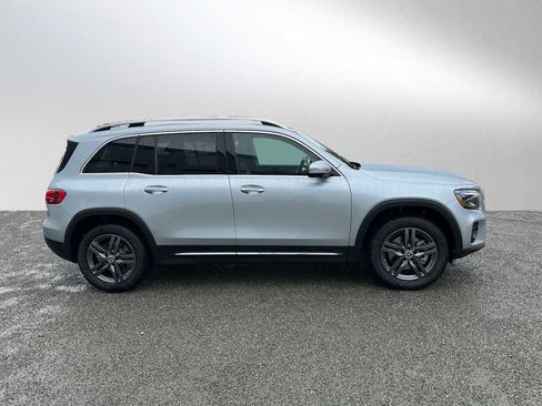 New 2026 Mercedes-Benz GLB 250 4MATIC image 2
