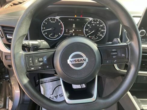 Used 2021 Nissan Rogue S AWD/4WD image 16