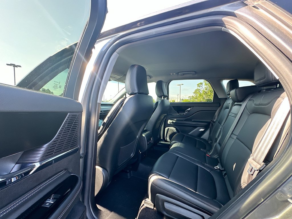 Certified 2022 Lincoln Corsair FWD image 17