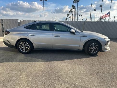 New 2026 Hyundai Sonata Blue image 5