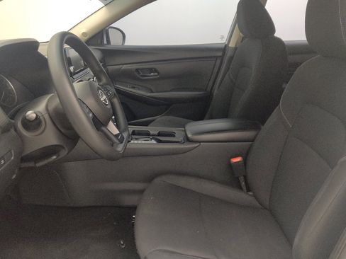 Used 2024 Nissan Sentra S FWD image 17