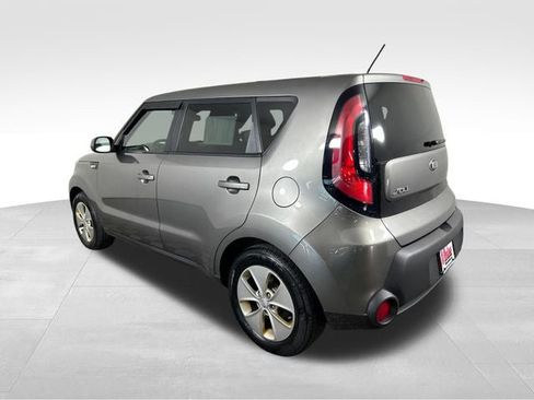 Used 2014 Kia Soul FWD image 4