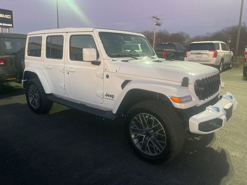 Used 2024 Jeep Wrangler High Altitude image 4