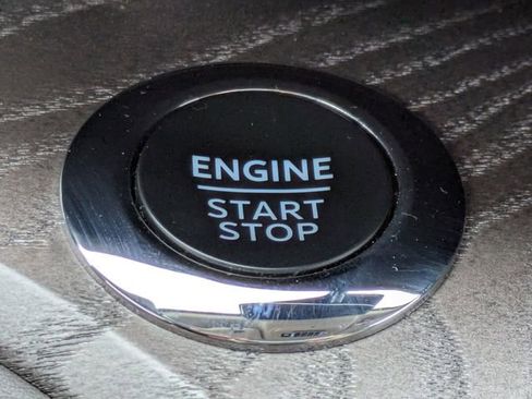 Certified 2023 Ford Explorer Platinum w/ Technology Package image 29