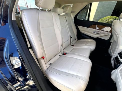 Used 2020 Mercedes-Benz GLE 450 4MATIC image 19