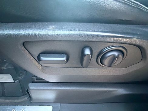 Used 2020 Chevrolet Silverado 1500 High Country image 11