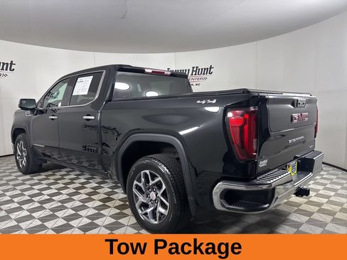 Used 2023 GMC Sierra 1500 SLT w/ SLT Convenience Package AWD/4WD image 9