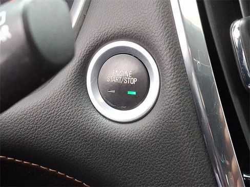 Used 2018 Chevrolet Traverse Premier w/ Redline Edition image 21