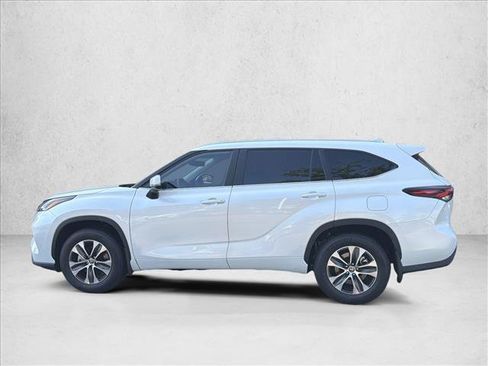 New 2026 Toyota Highlander XLE AWD/4WD image 7