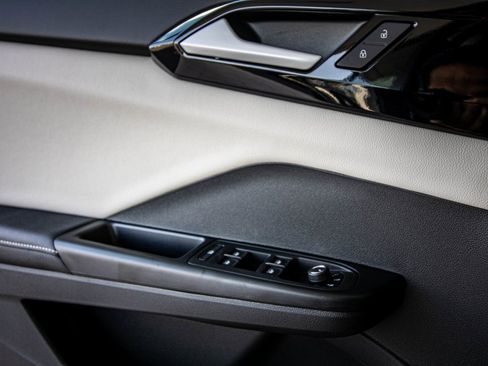 New 2026 Volkswagen Taos S image 26