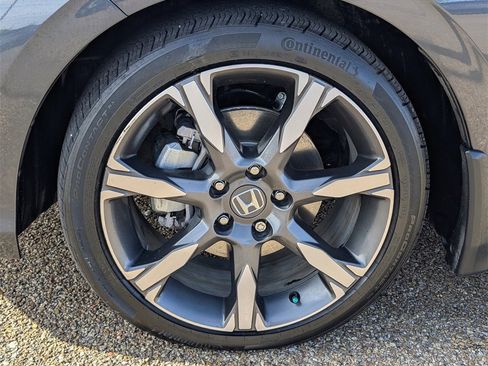 Used 2025 Honda Civic Sport image 9