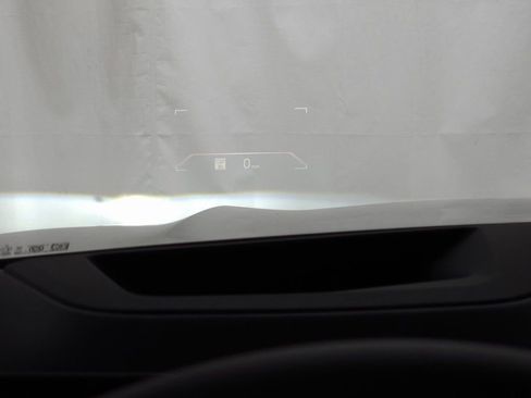 Used 2026 BMW X5 xDrive40i w/ Premium Package image 18