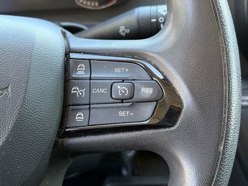 Used 2025 RAM ProMaster 2500 w/ Convenience Group FWD image 15