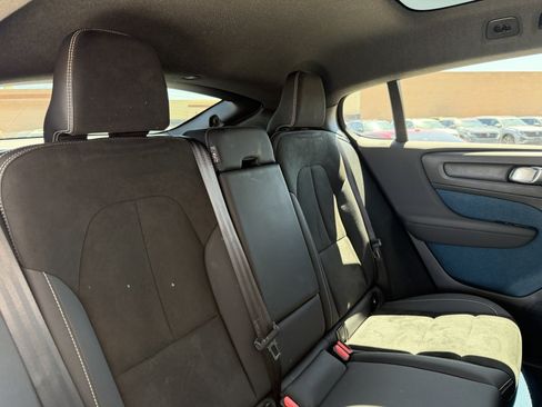 Used 2023 Volvo C40 P8 Recharge Ultimate AWD/4WD image 40