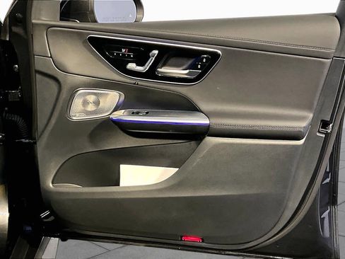 Certified 2025 Mercedes-Benz GLC 350e 4MATIC image 23