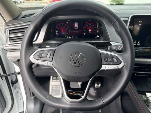 New 2026 Volkswagen Atlas Peak Edition image 29