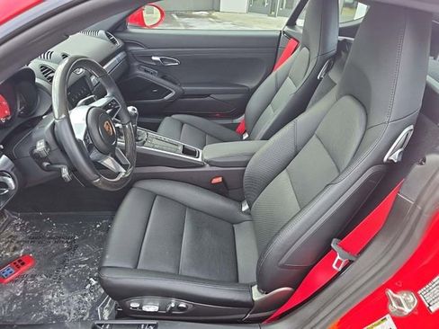 Used 2024 Porsche 718 Cayman S image 5