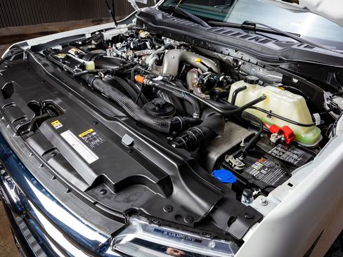 Used 2024 Ford F250 King Ranch w/ Chrome Package image 39