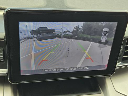 Used 2021 Ford Explorer XLT w/ Equipment Group 202A RWD image 24