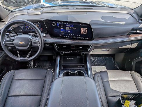 Certified 2025 Chevrolet Tahoe Premier RWD image 14