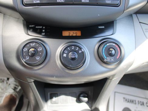 Used 2012 Toyota RAV4 FWD w/ Value Pkg image 23