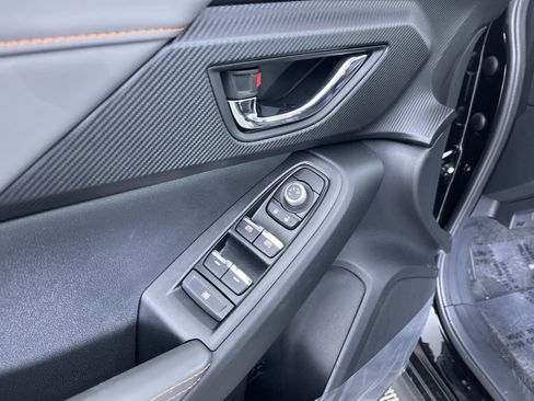 Certified 2025 Subaru Crosstrek 2.5i Limited image 14