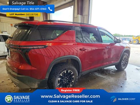 Used 2025 Chevrolet Traverse Z71 w/ Driver Confidence Package AWD/4WD image 4