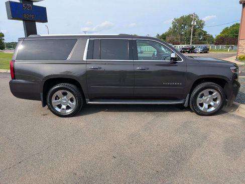 Used 2017 Chevrolet Suburban Premier image 9